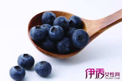 【蓝莓】蓝莓的功效有哪些 蓝莓的功效多多，让你爱不释手！