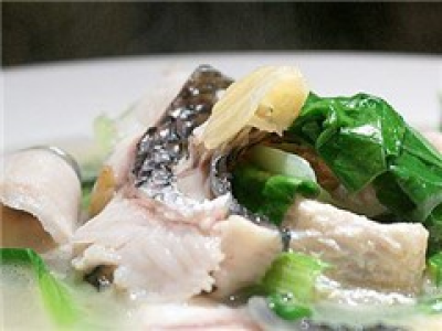 【鱼片汤的做法】青菜鱼片汤的家常做法，如何煮出鲜嫩的青菜鱼片汤
