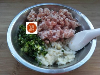 【芋头丸子】芋头丸子的家常做法 做法简单营养丰富的小吃